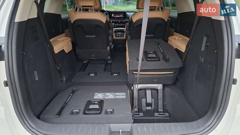 Минивэн Kia Carnival 2021 в Киеве фото 22 Минивэн Kia Carnival 2021 в Киеве