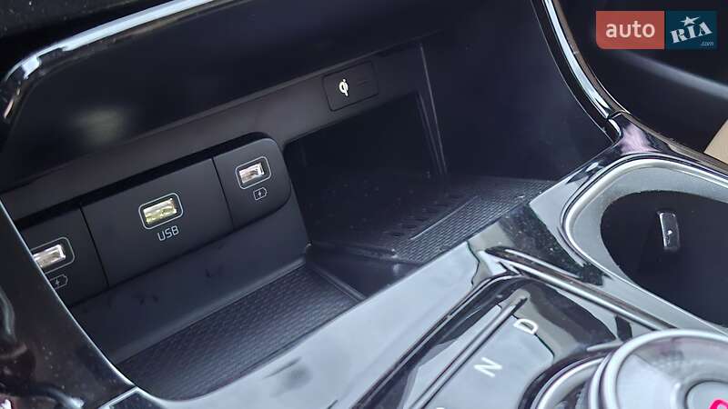 Минивэн Kia Carnival 2021 в Киеве фото 82 Минивэн Kia Carnival 2021 в Киеве