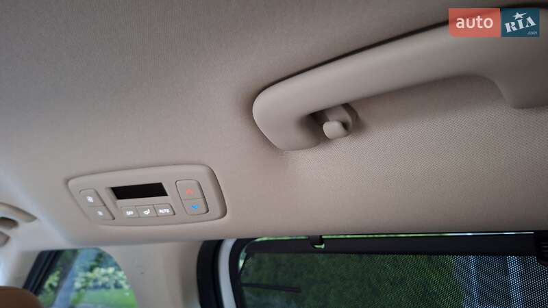 Минивэн Kia Carnival 2021 в Киеве фото 113 Минивэн Kia Carnival 2021 в Киеве