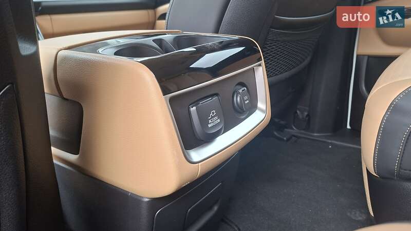 Минивэн Kia Carnival 2021 в Киеве фото 189 Минивэн Kia Carnival 2021 в Киеве