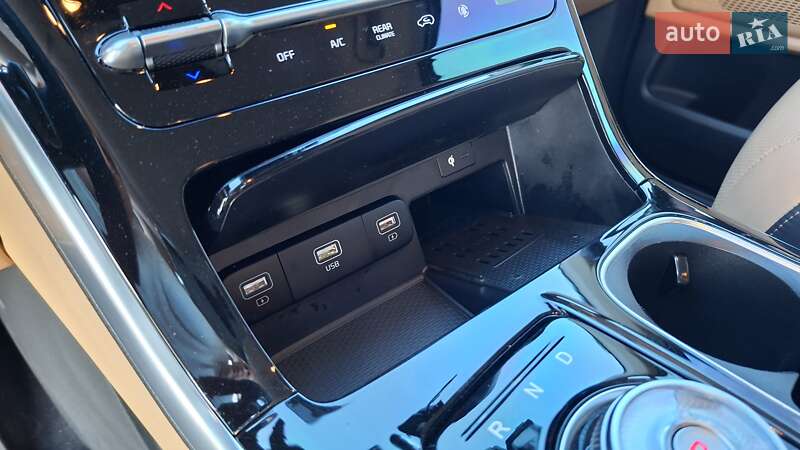 Минивэн Kia Carnival 2021 в Киеве фото 203 Минивэн Kia Carnival 2021 в Киеве