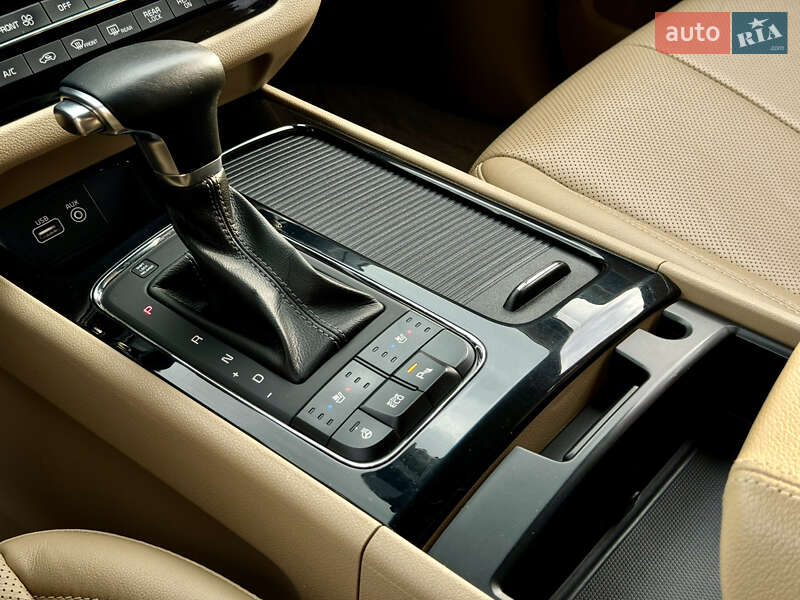 Минивэн Kia Carnival 2017 в Виннице фото 27 Минивэн Kia Carnival 2017 в Виннице