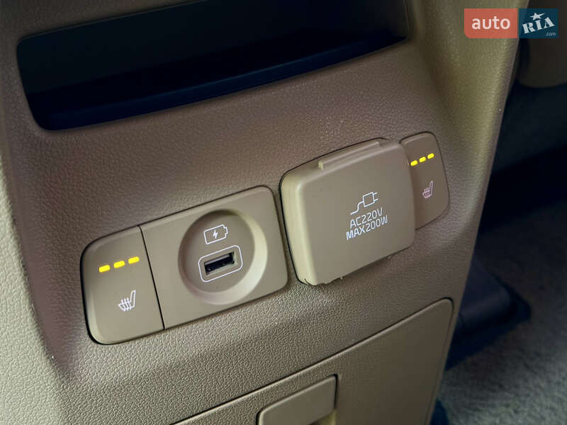 Минивэн Kia Carnival 2017 в Виннице фото 39 Минивэн Kia Carnival 2017 в Виннице