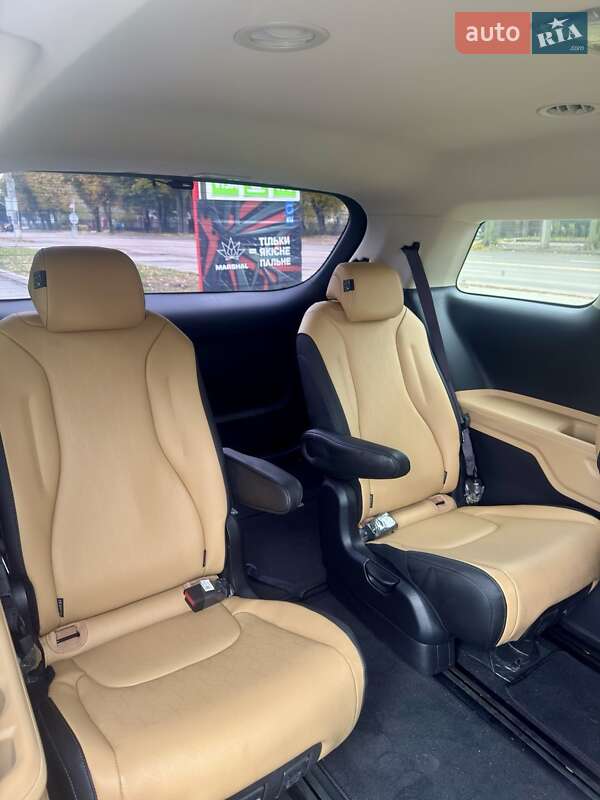 Минивэн Kia Carnival 2021 в Житомире фото 18 Минивэн Kia Carnival 2021 в Житомире