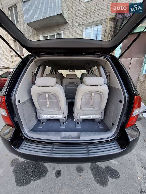 Минивэн Kia Carnival 2009 в Виннице фото 27 Минивэн Kia Carnival 2009 в Виннице