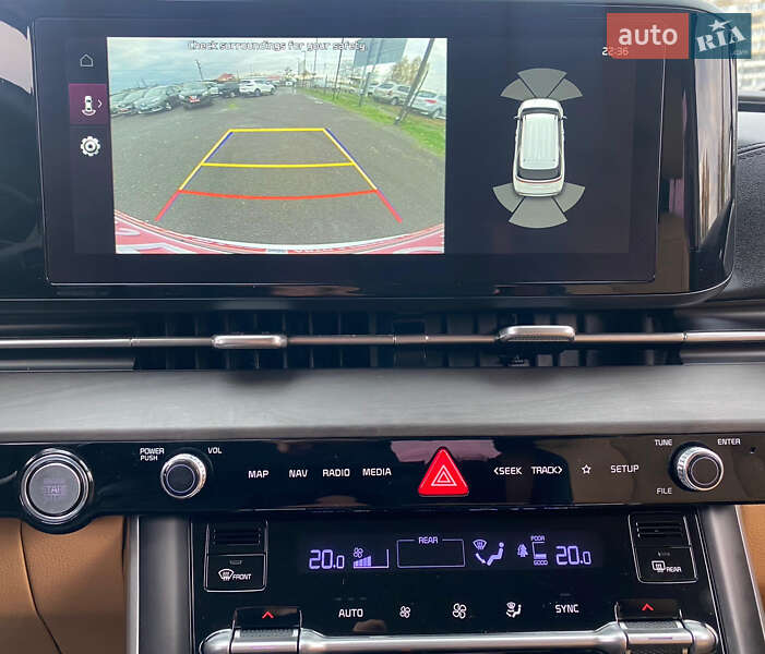 Минивэн Kia Carnival 2021 в Ровно