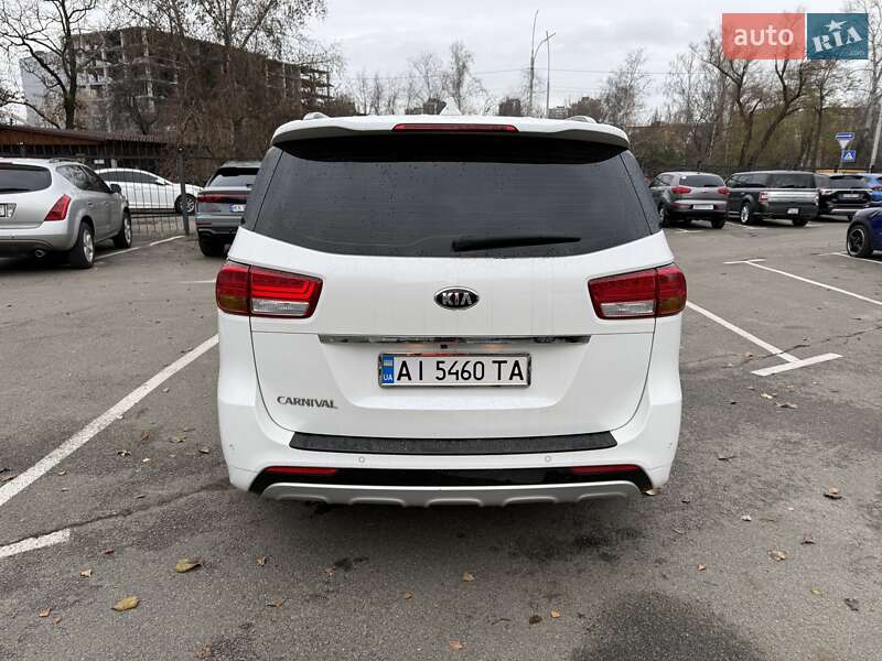 Минивэн Kia Carnival 2016 в Киеве фото 4 Минивэн Kia Carnival 2016 в Киеве