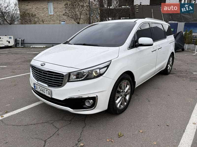 Минивэн Kia Carnival 2016 в Киеве фото 7 Минивэн Kia Carnival 2016 в Киеве