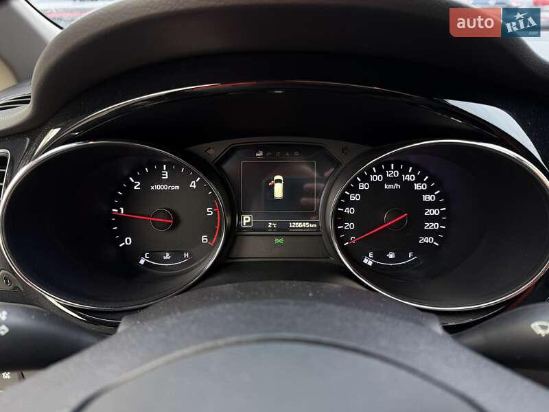 Минивэн Kia Carnival 2016 в Киеве фото 20 Минивэн Kia Carnival 2016 в Киеве