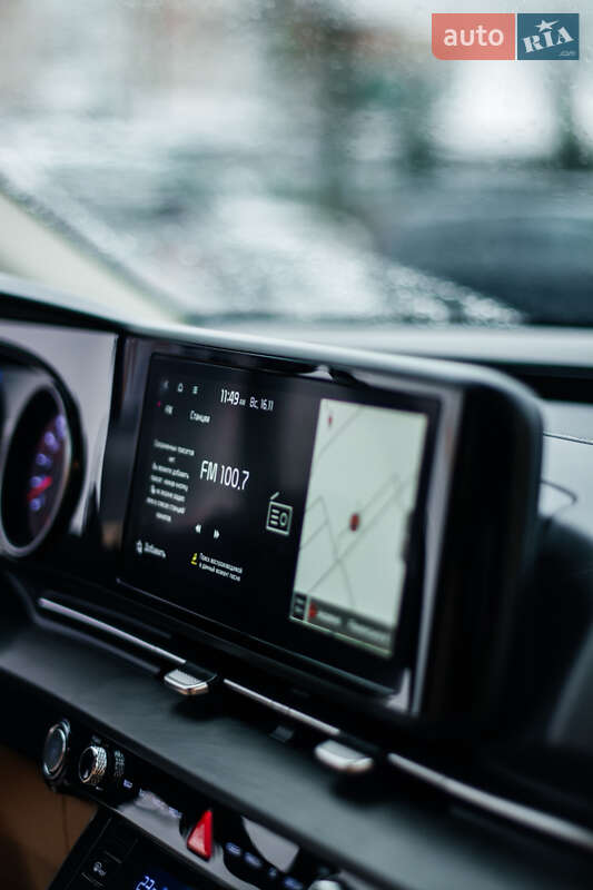 Минивэн Kia Carnival 2021 в Ровно