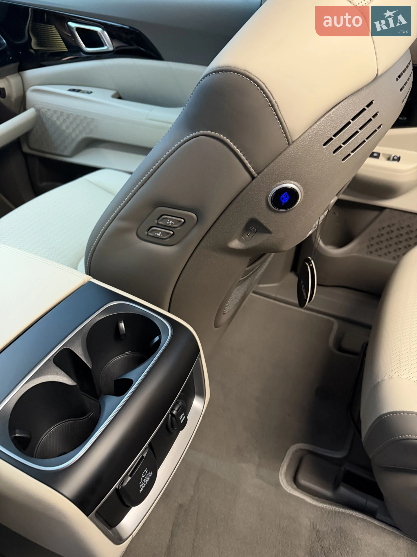 2024 Kia Carnival - мініатюра 50