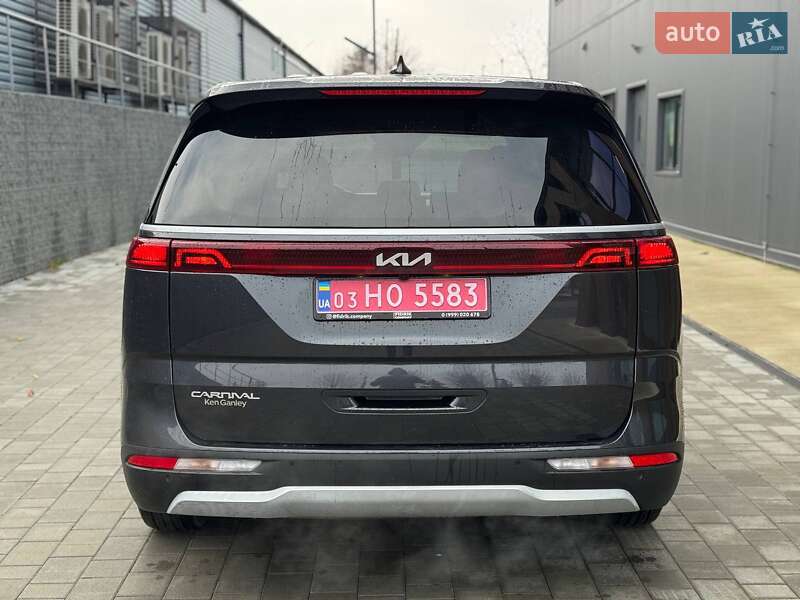 Минивэн Kia Carnival 2023 в Луцке