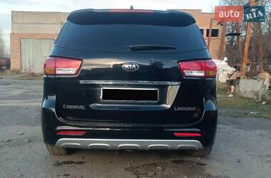Минивэн Kia Carnival 2017 в Хмельницком