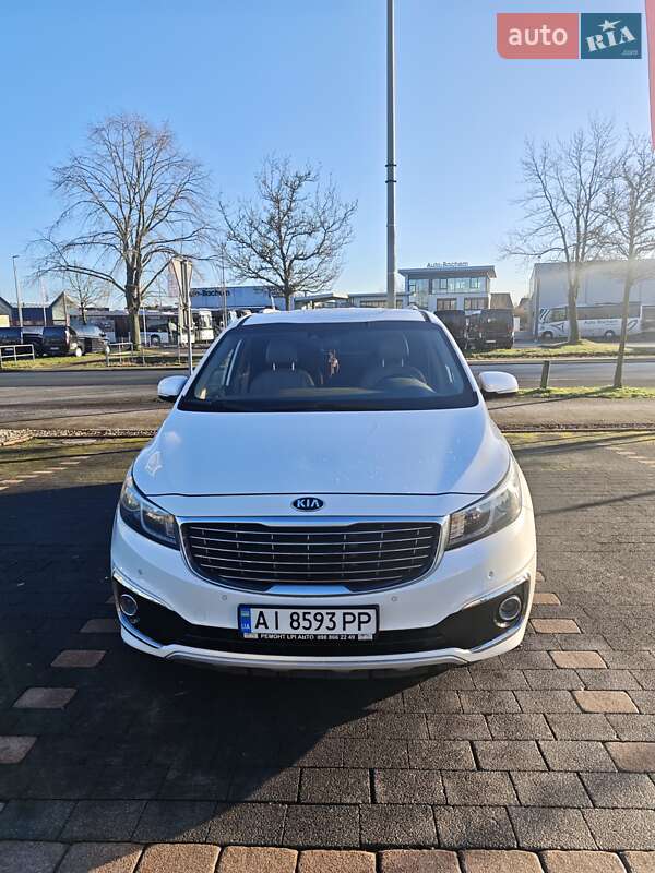 Мінівен Kia Carnival 2015 в Бородянці