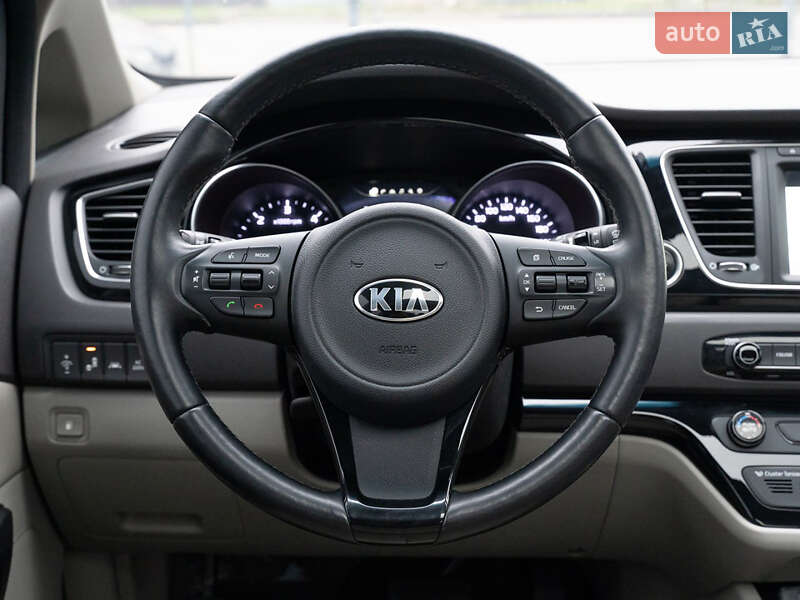 Мінівен Kia Carnival 2014 в Одесі
