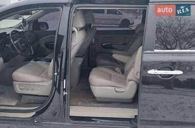 Мінівен Kia Carnival 2014 в Полтаві