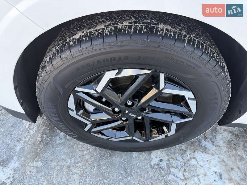 Минивэн Kia Carnival 2024 в Киеве фото 10 Минивэн Kia Carnival 2024 в Киеве