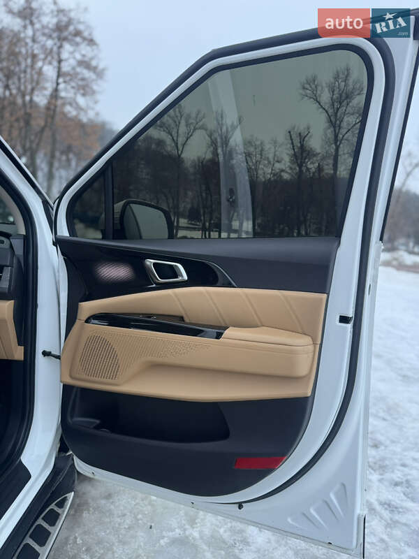 Минивэн Kia Carnival 2021 в Киеве фото 41 Минивэн Kia Carnival 2021 в Киеве