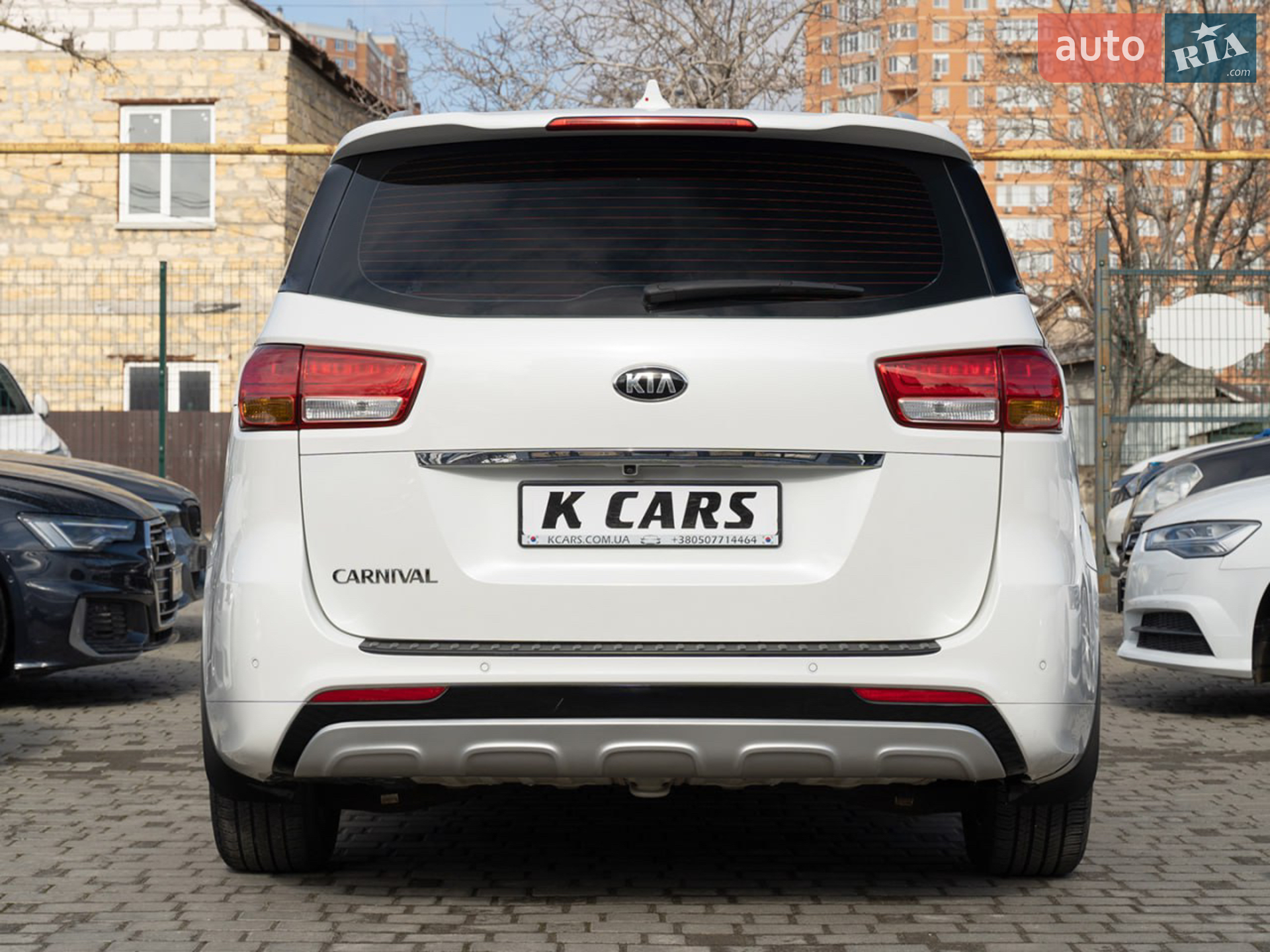 2014 Kia Carnival - мініатюра 8