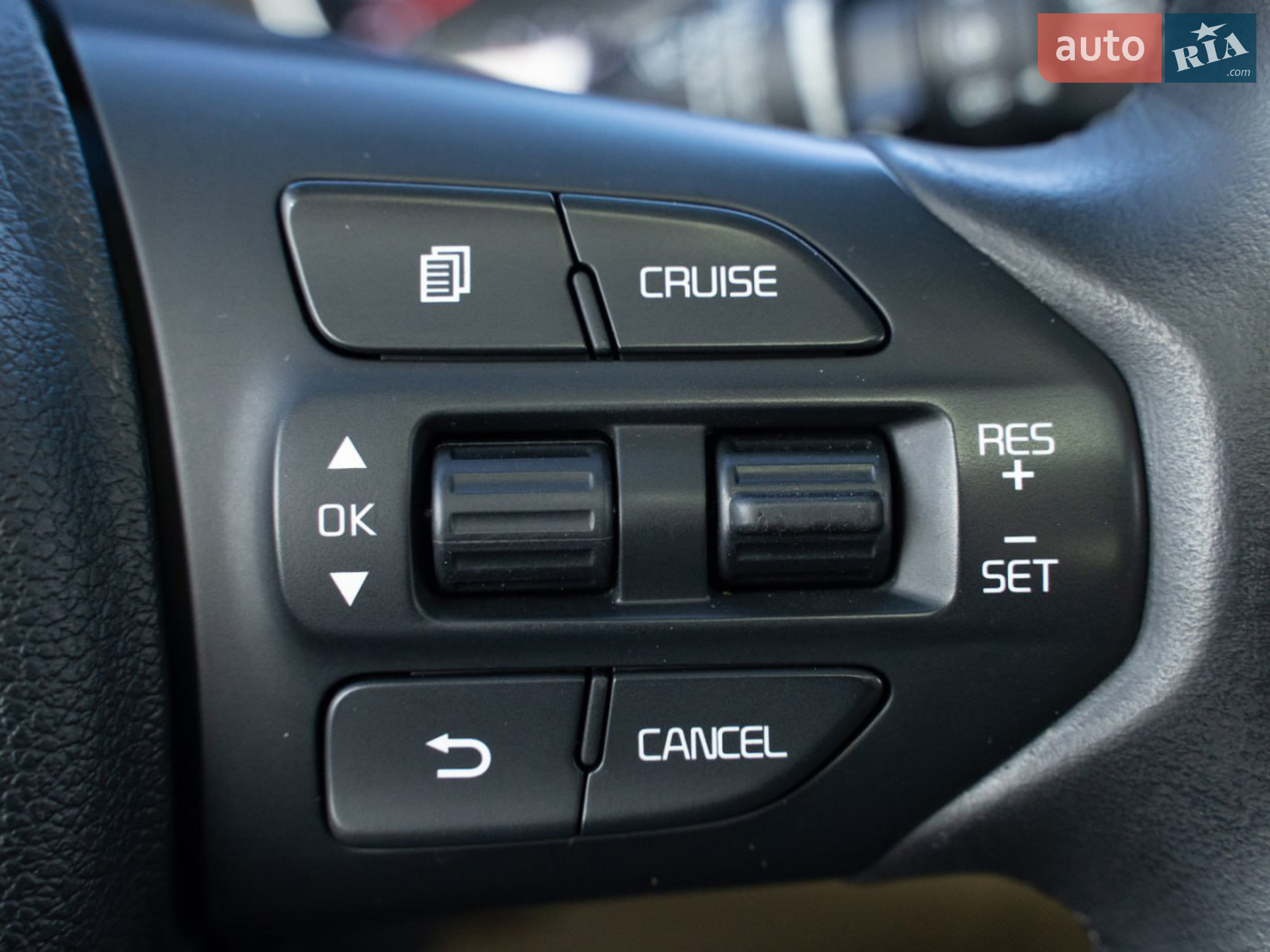2014 Kia Carnival - мініатюра 28