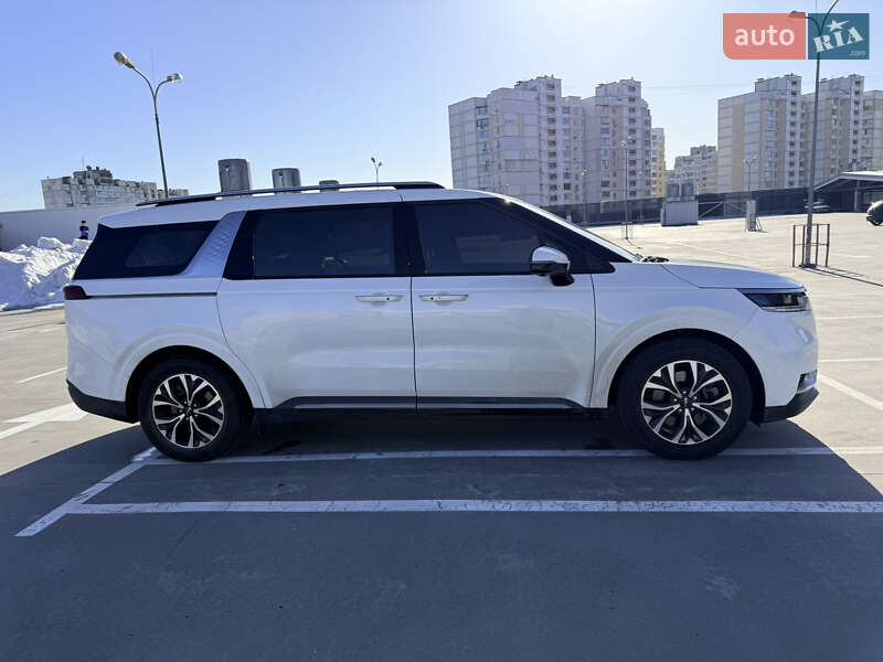 Минивэн Kia Carnival 2023 в Киеве фото 8 Минивэн Kia Carnival 2023 в Киеве