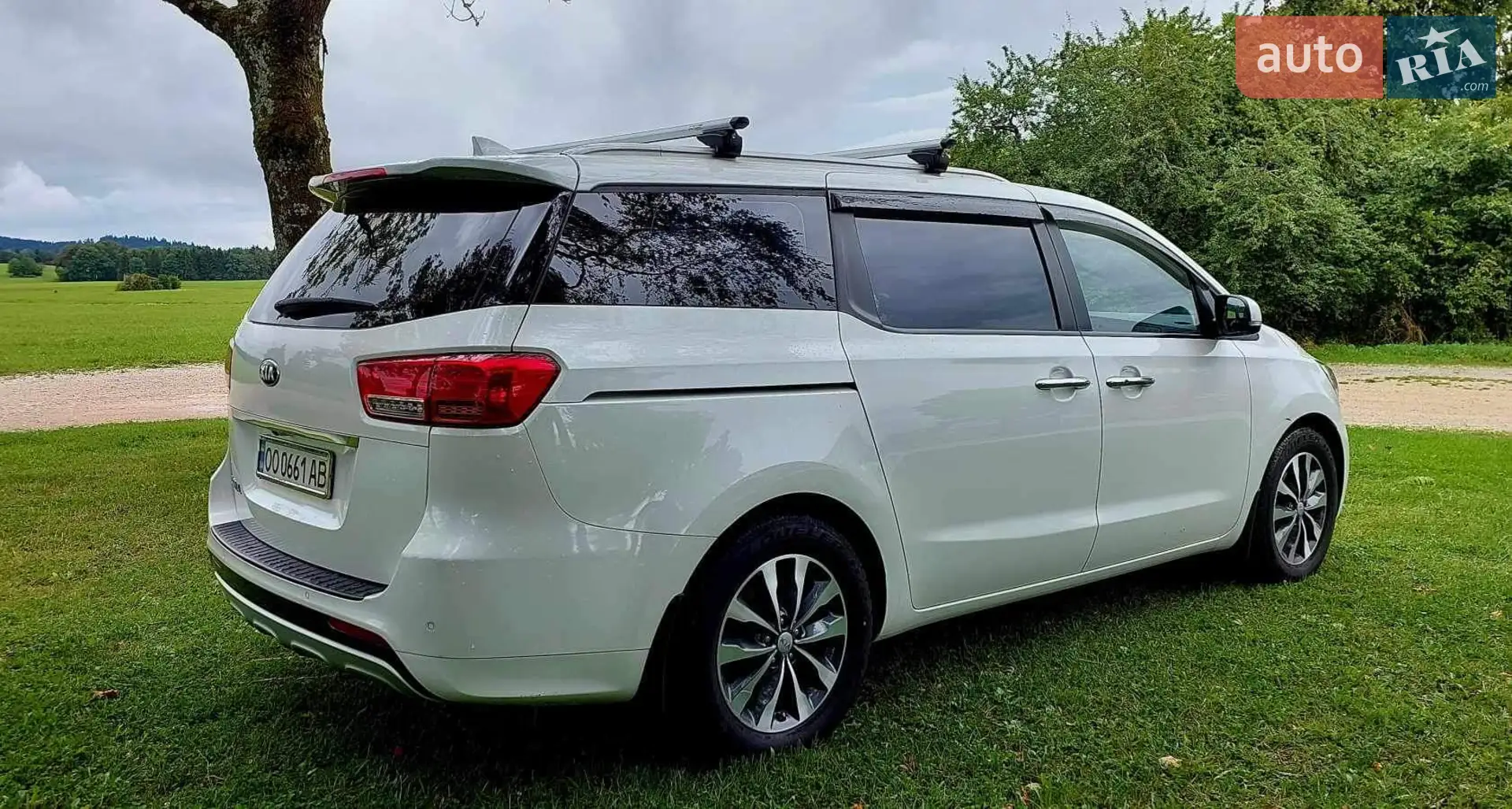 2016 Kia Carnival - мініатюра 14