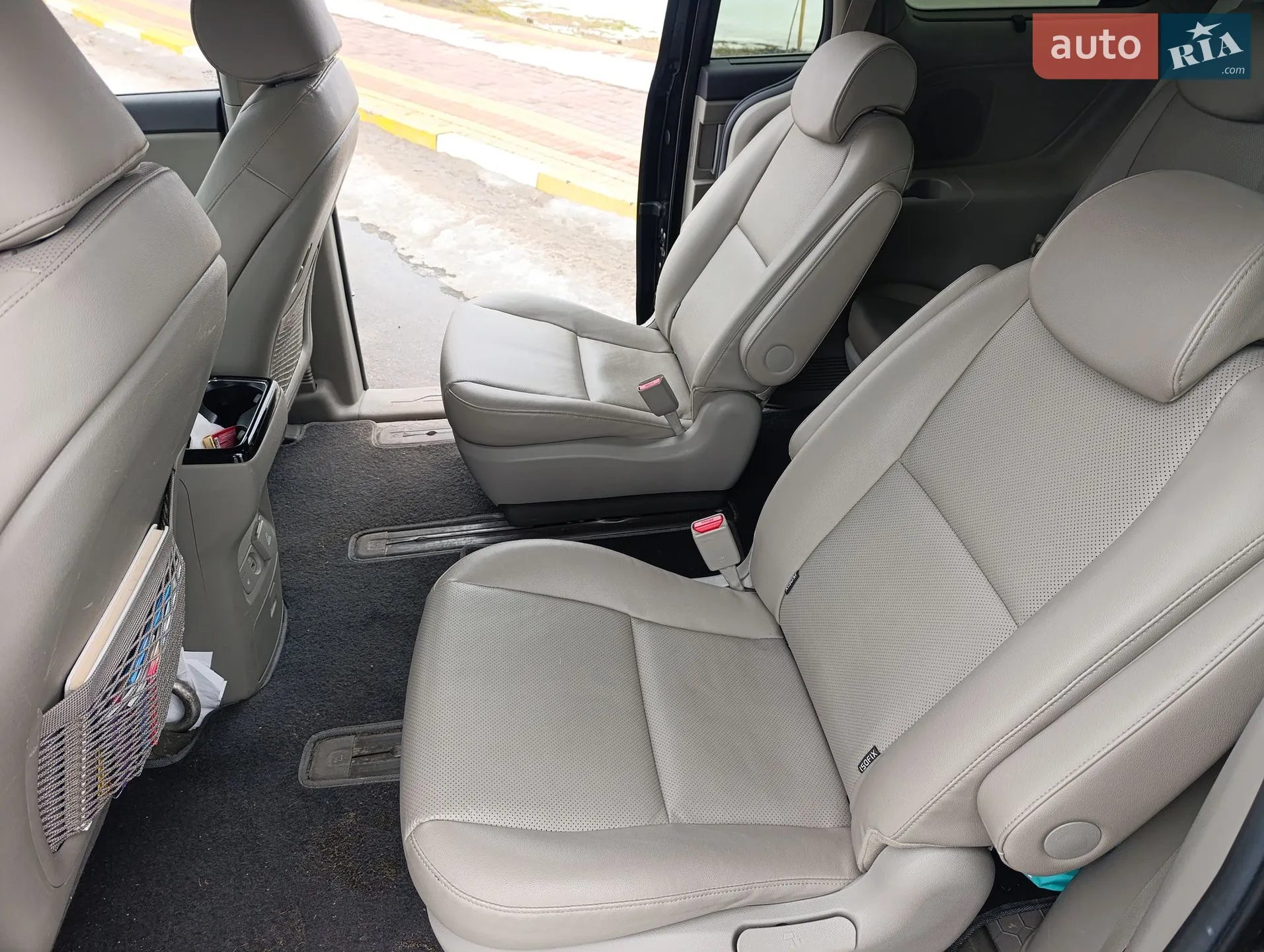 2017 Kia Carnival - мініатюра 13