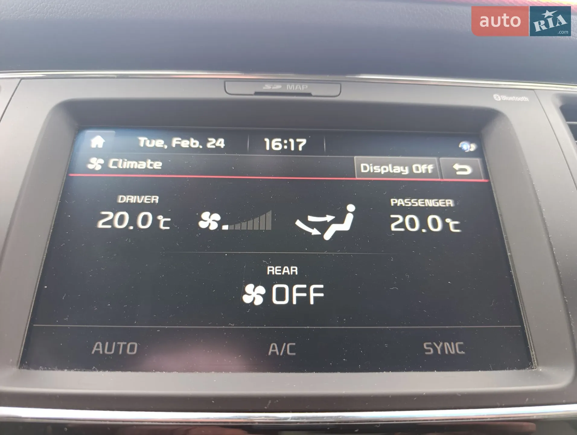 2017 Kia Carnival - мініатюра 41