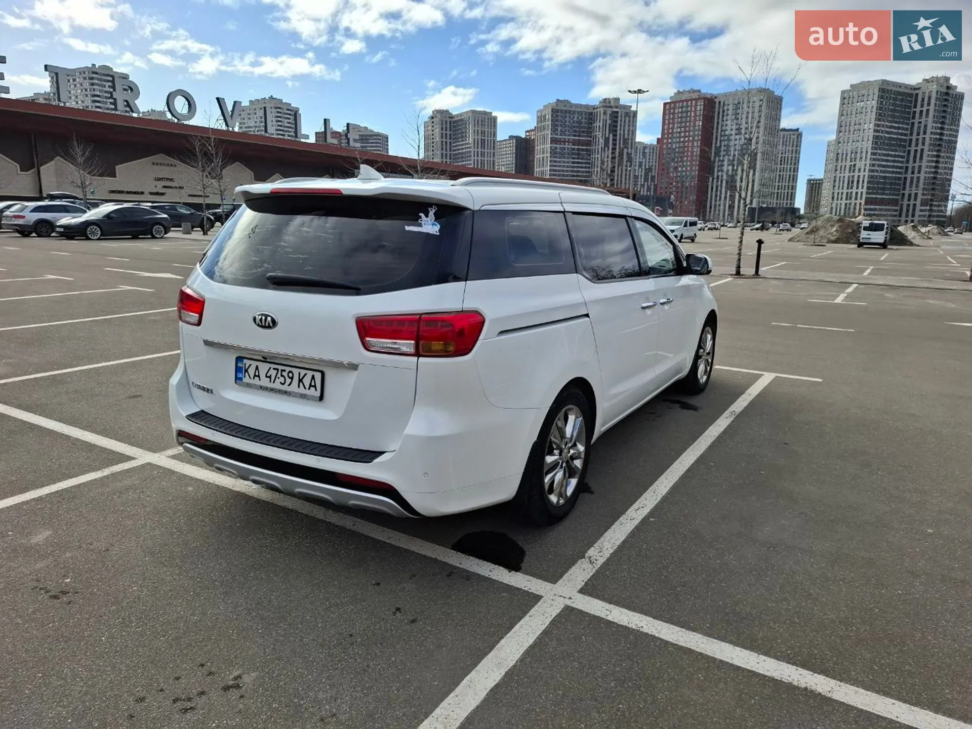 2016 Kia Carnival - мініатюра 10