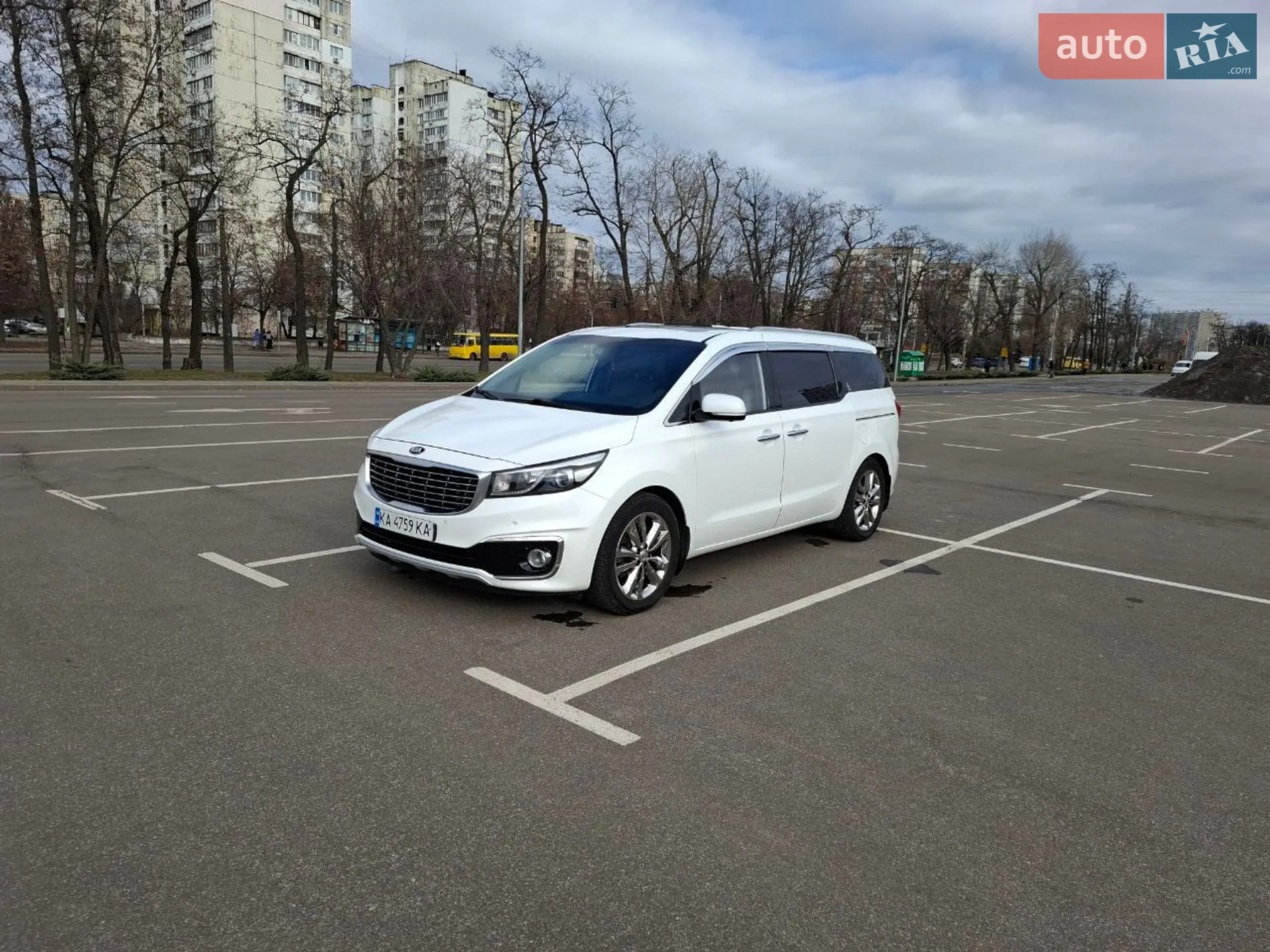 2016 Kia Carnival - фото 1
