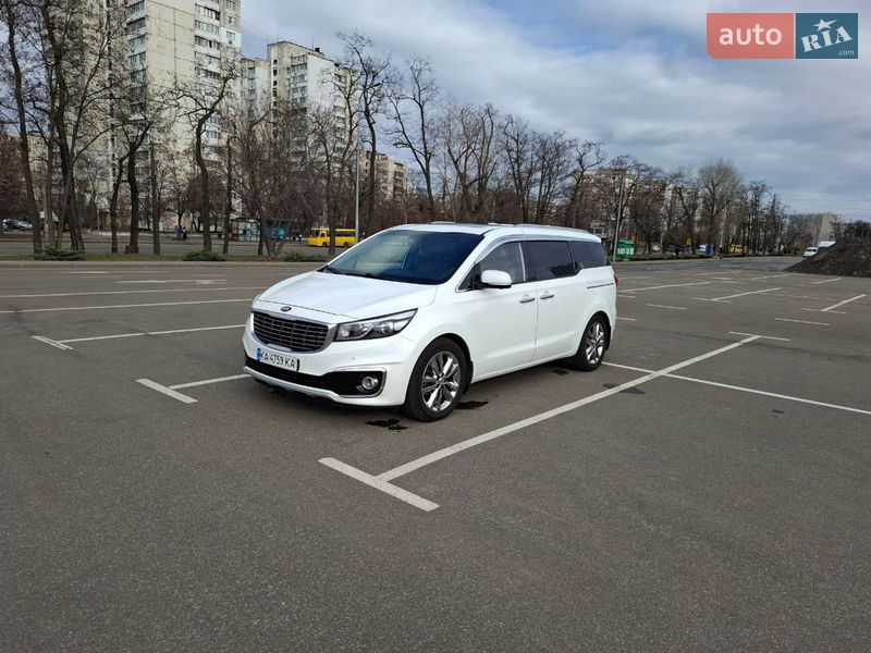 Kia Carnival 2016