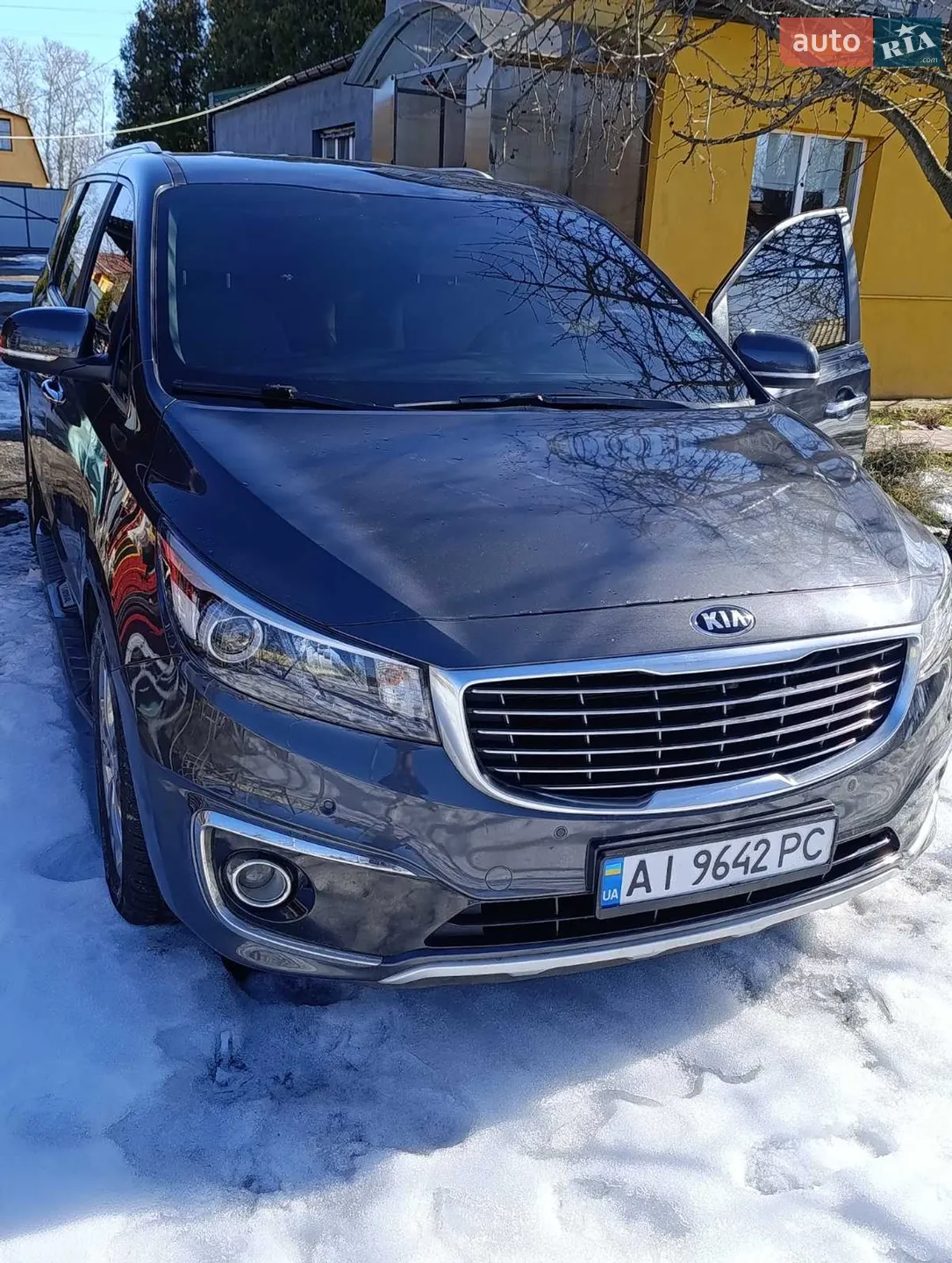 2015 Kia Carnival - фото 1
