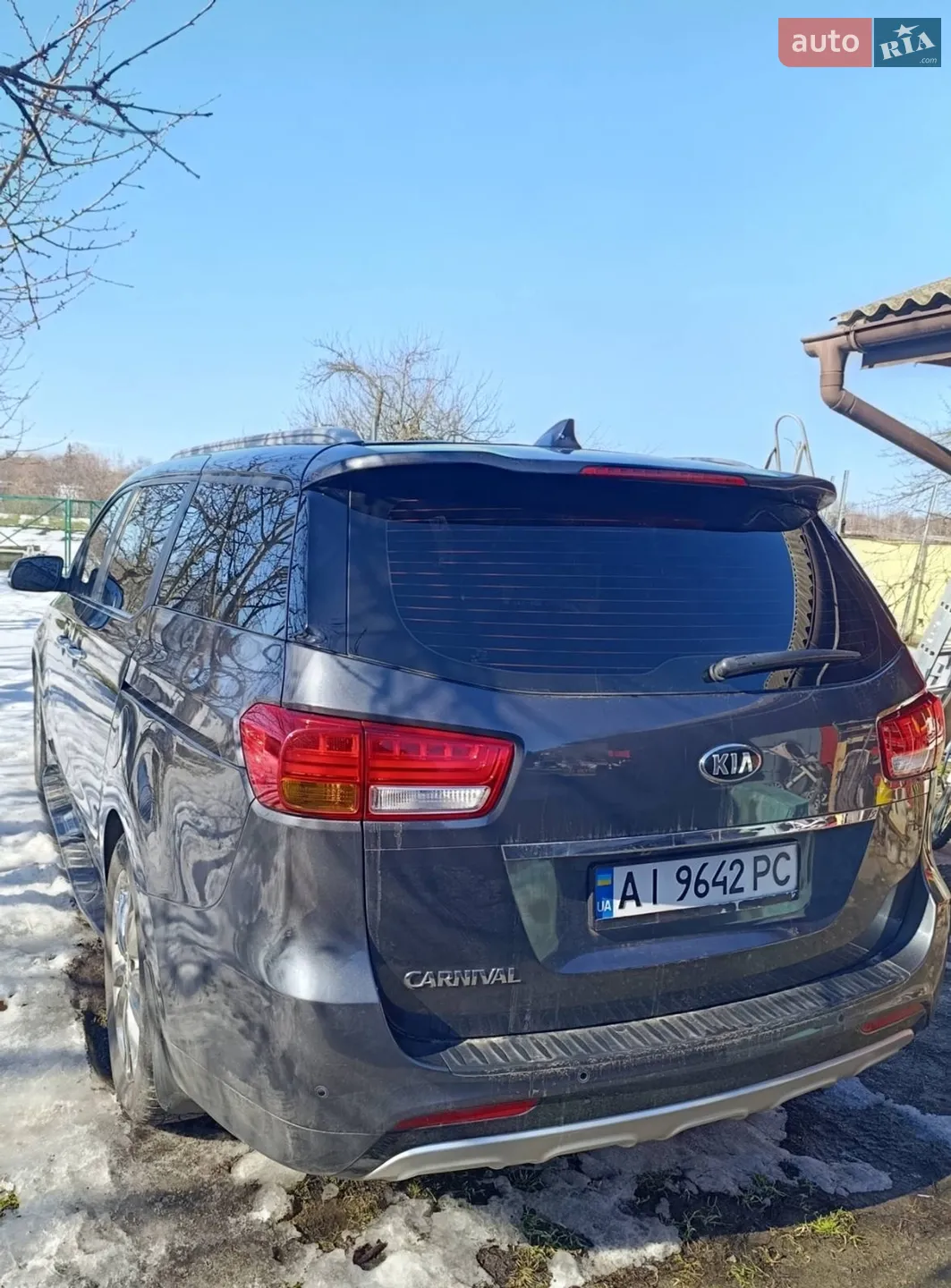 2015 Kia Carnival - мініатюра 3