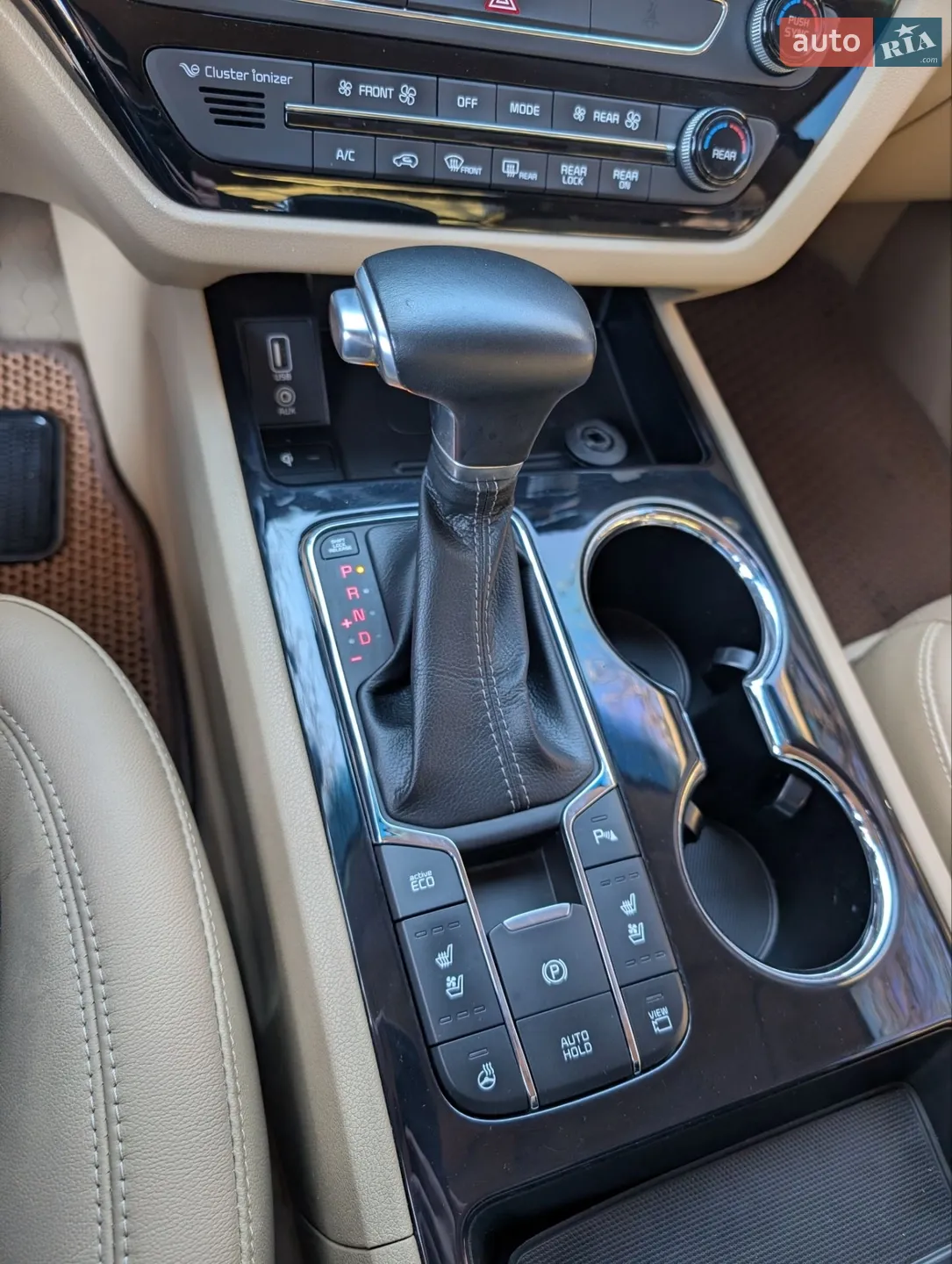2018 Kia Carnival - мініатюра 17