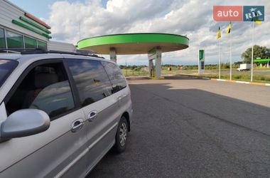 Минивэн Kia Carnival 2004 в Черкассах