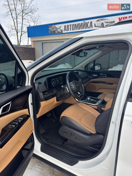 Минивэн Kia Carnival 2023 в Бердичеве