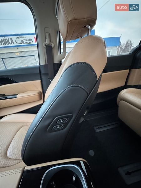 Минивэн Kia Carnival 2023 в Бердичеве