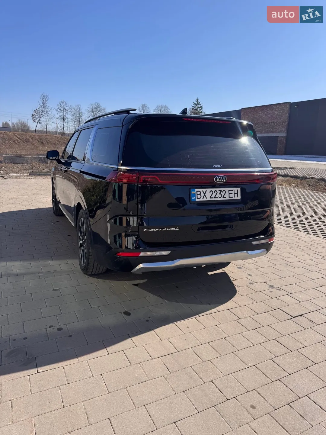 2020 Kia Carnival - мініатюра 3