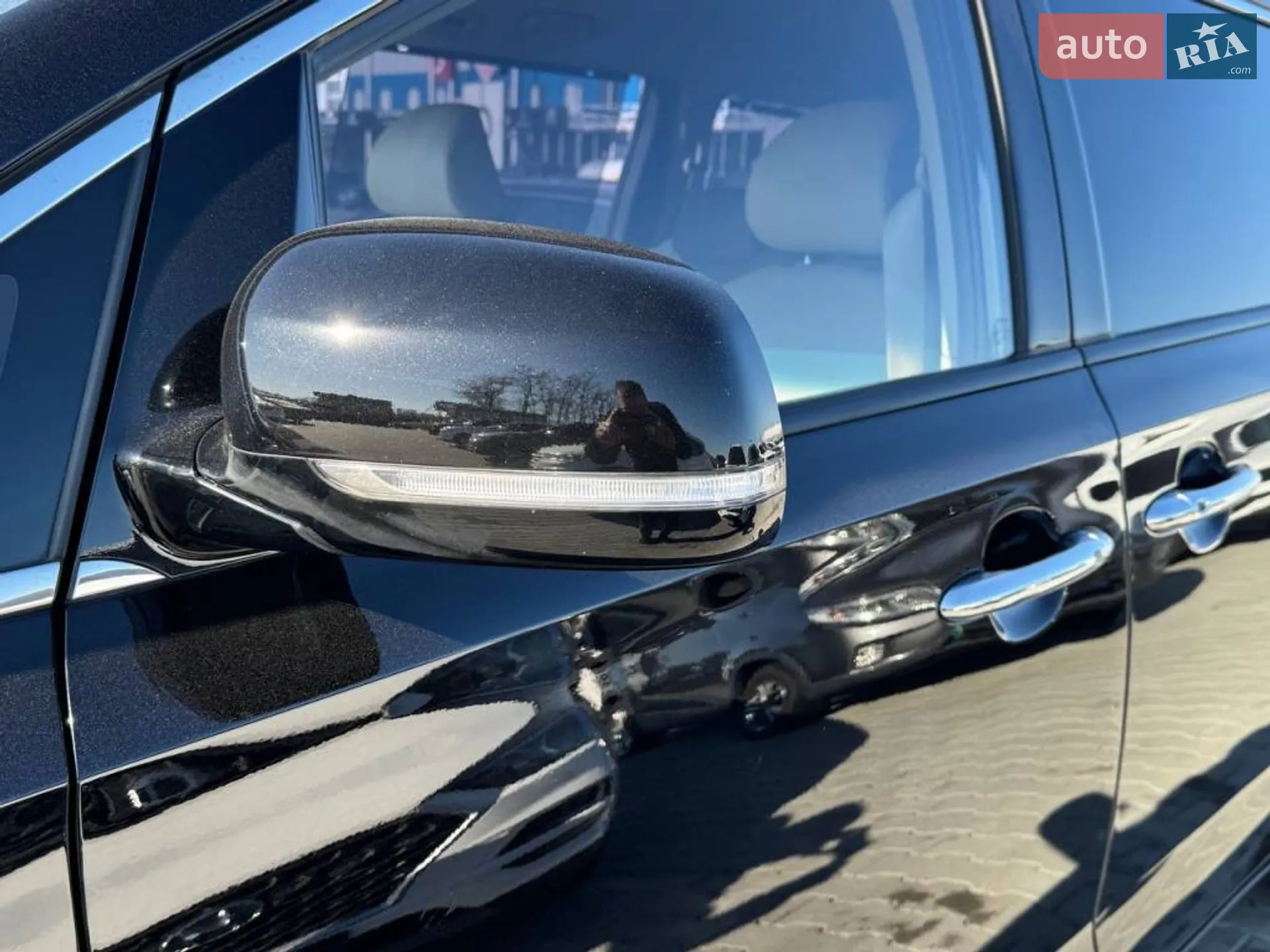 2019 Kia Carnival - мініатюра 8