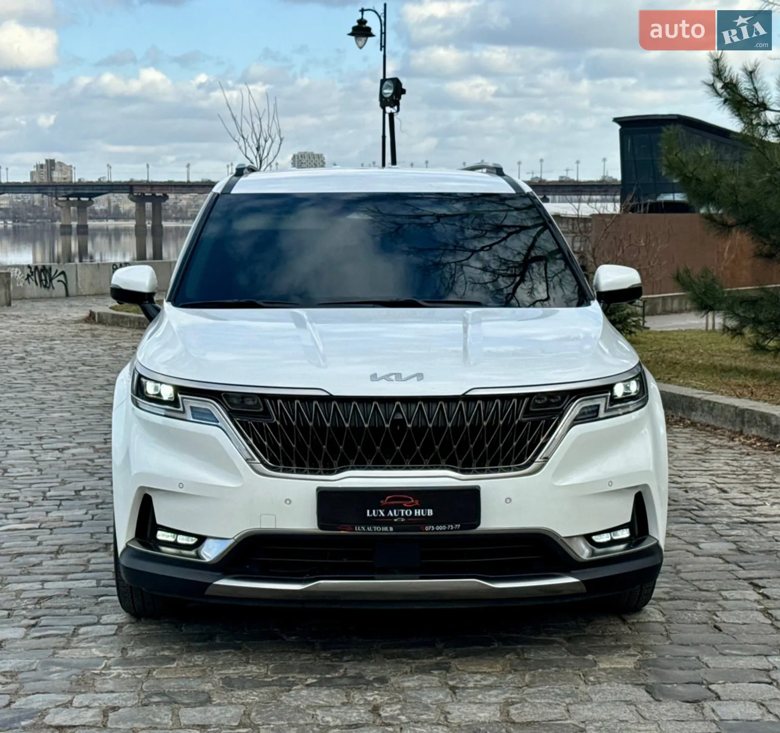 2021 Kia Carnival - мініатюра 2