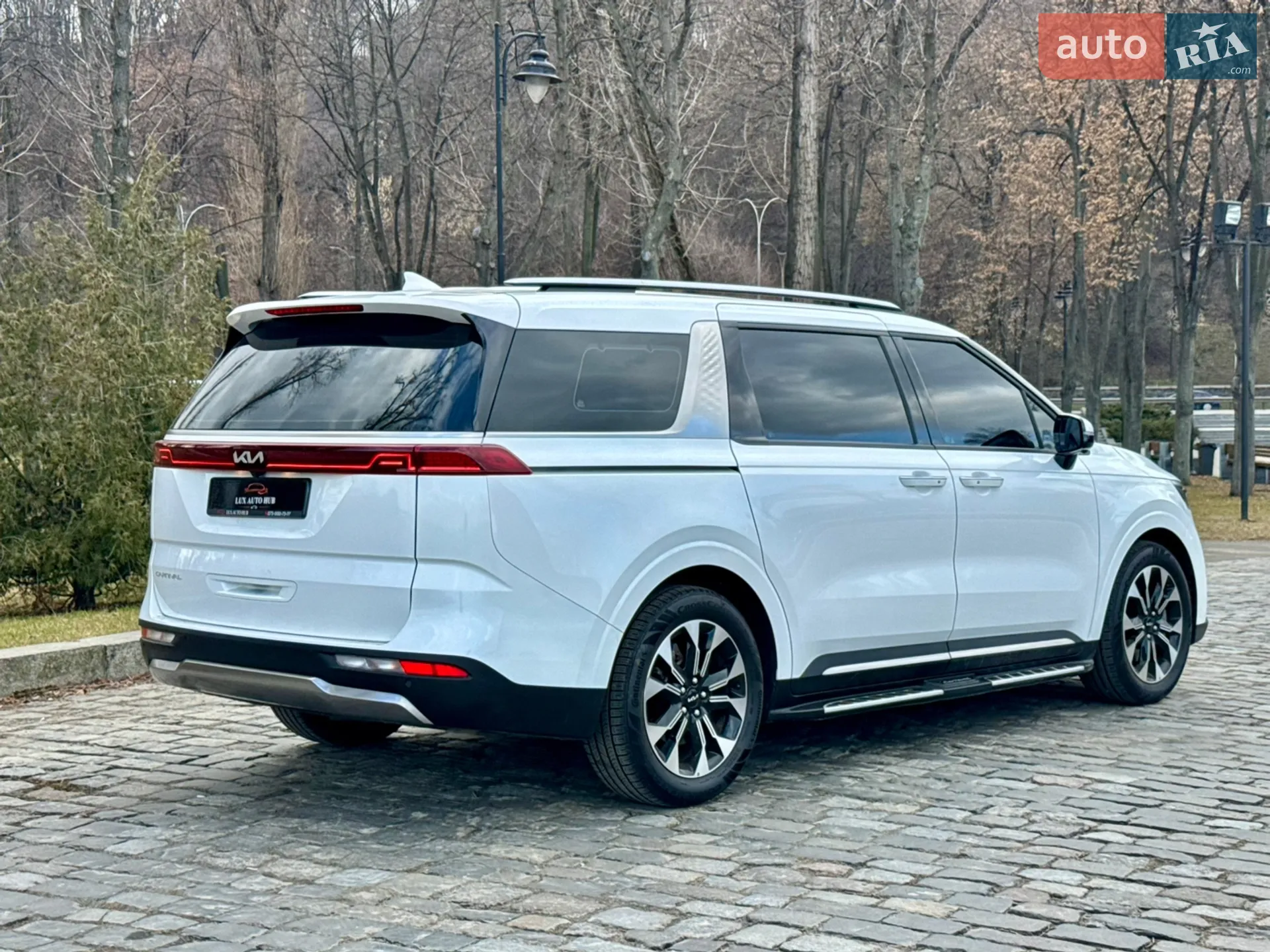 2021 Kia Carnival - мініатюра 11