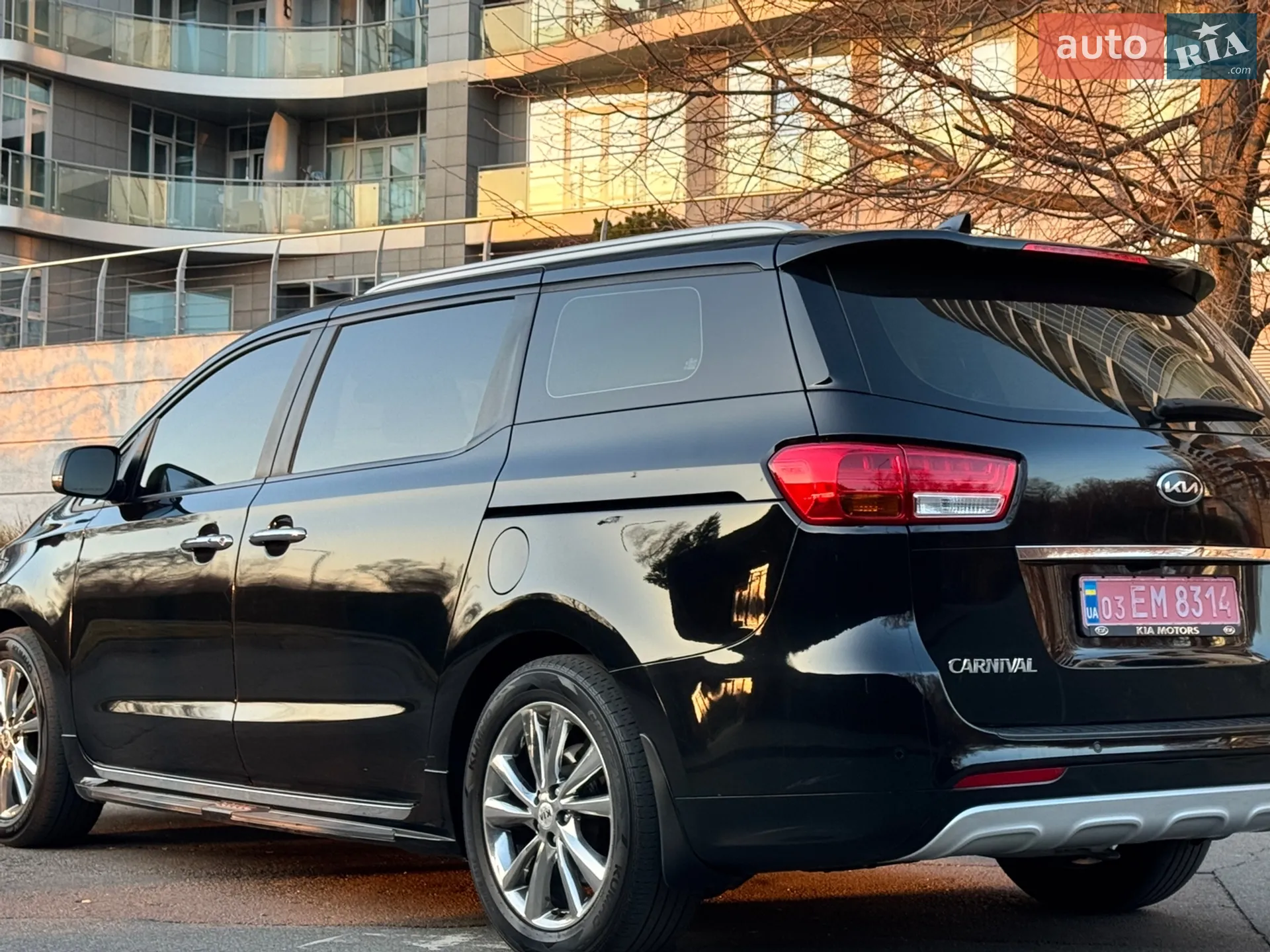2018 Kia Carnival - мініатюра 8