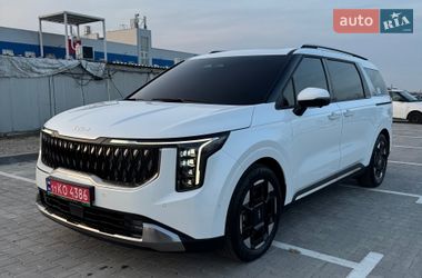 Минивэн Kia Carnival 2024 в Киеве