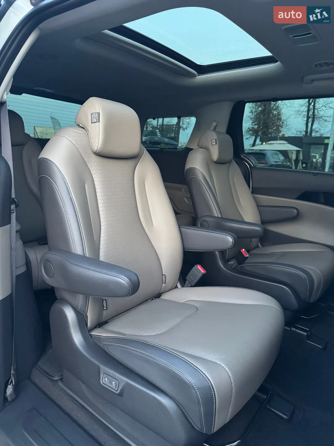 2024 Kia Carnival - мініатюра 26
