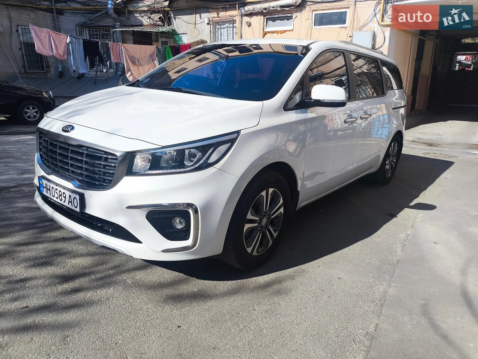 2018 Kia Carnival - мініатюра 2