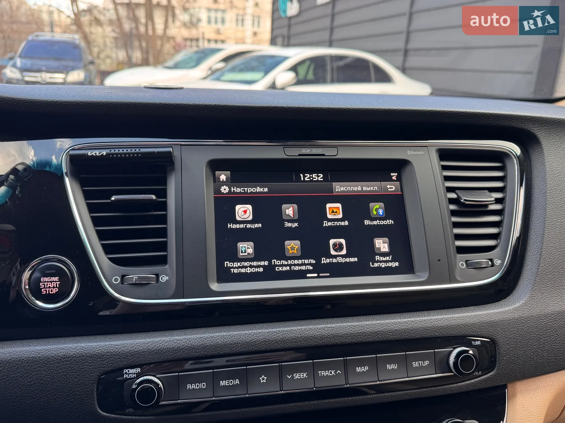 2017 Kia Carnival - мініатюра 26