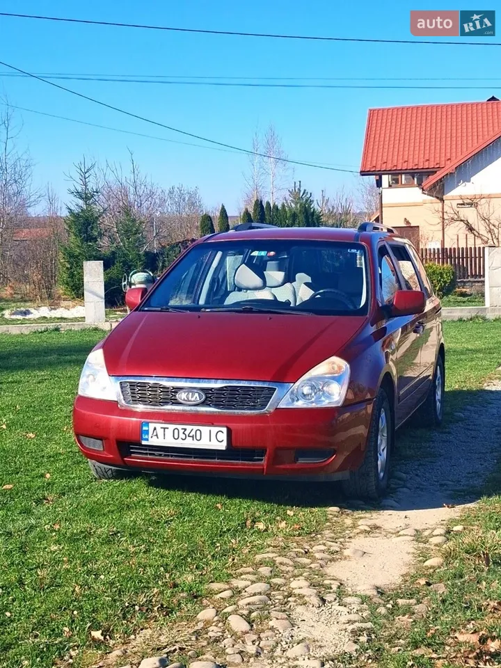 2010 Kia Carnival - мініатюра 4