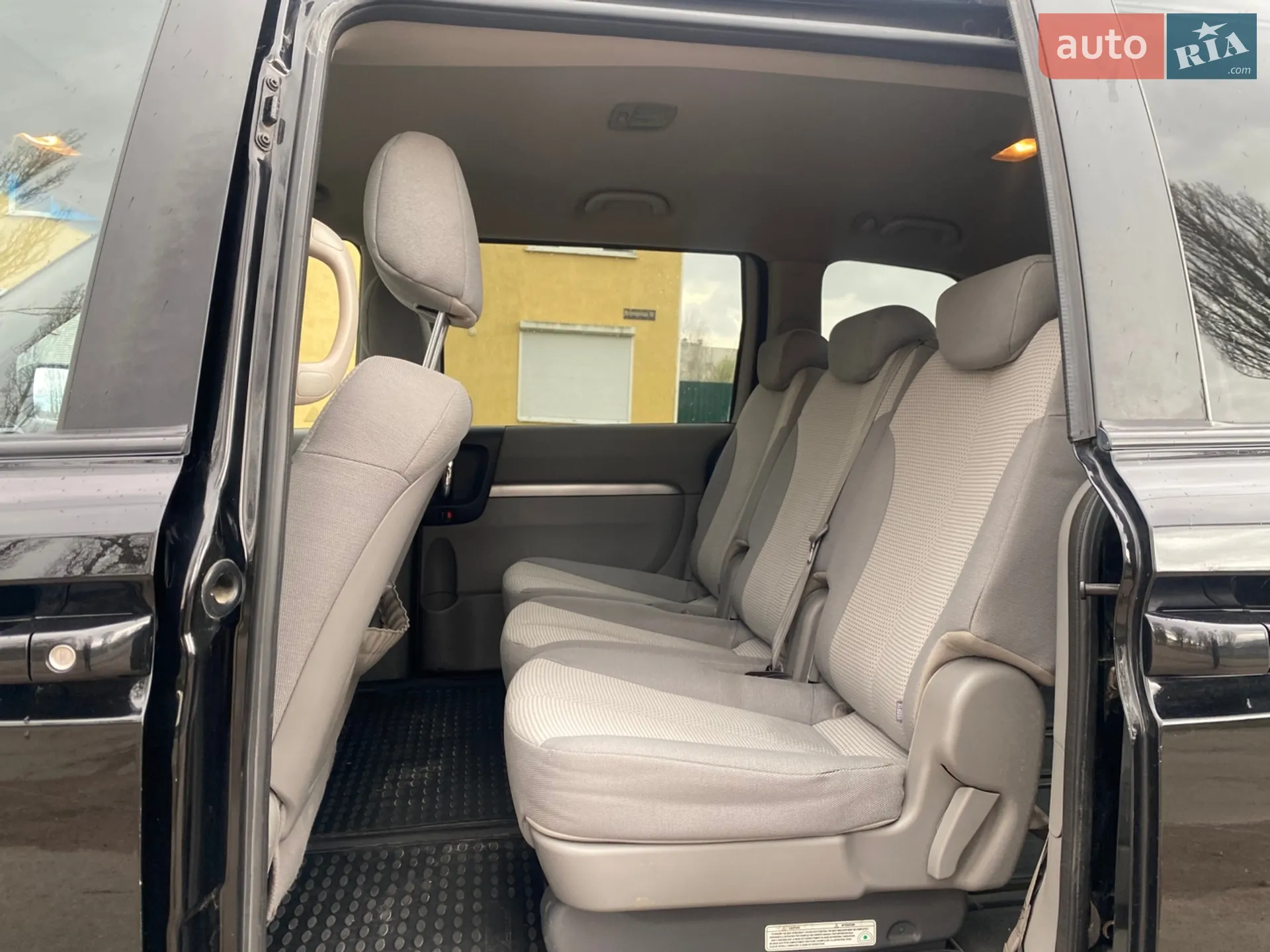 2012 Kia Carnival - мініатюра 12