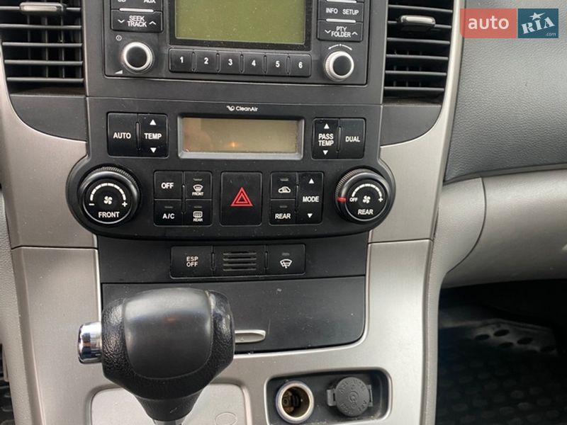 Мінівен Kia Carnival 2012 в Коростені