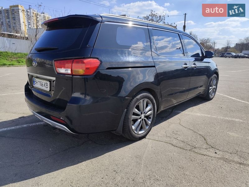 Мінівен Kia Carnival 2016 в Одесі фото 4 Мінівен Kia Carnival 2016 в Одесі